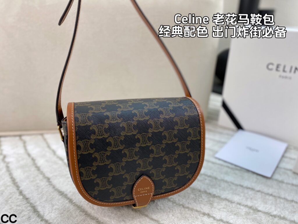Celine Folco Arc de Triomphe Monogram Saddle Bag (18*15cm)