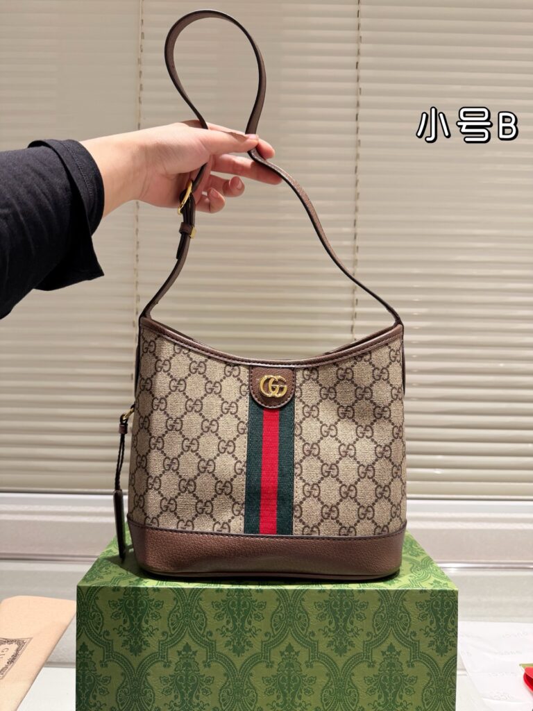 Gucci Hobo Slouchy Tote Bag – Large 34×32cm & Small 23×21cm