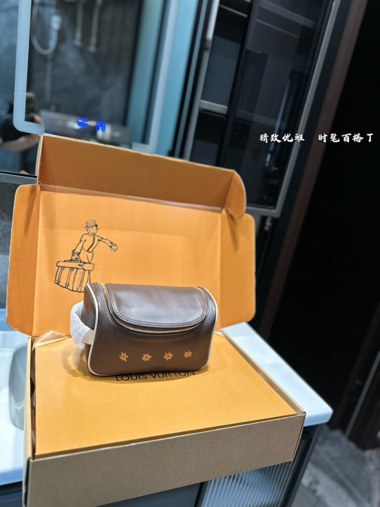 LV Toiletry Pouch 24x14cm