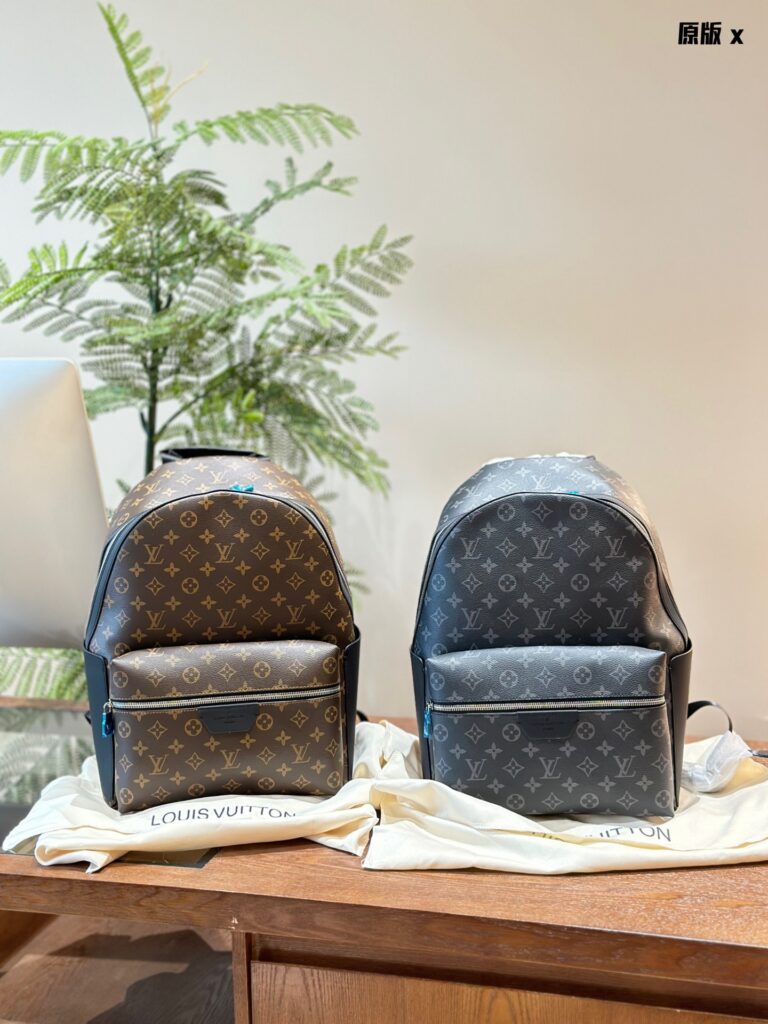 LV Classic Backpack 28x38x15cm