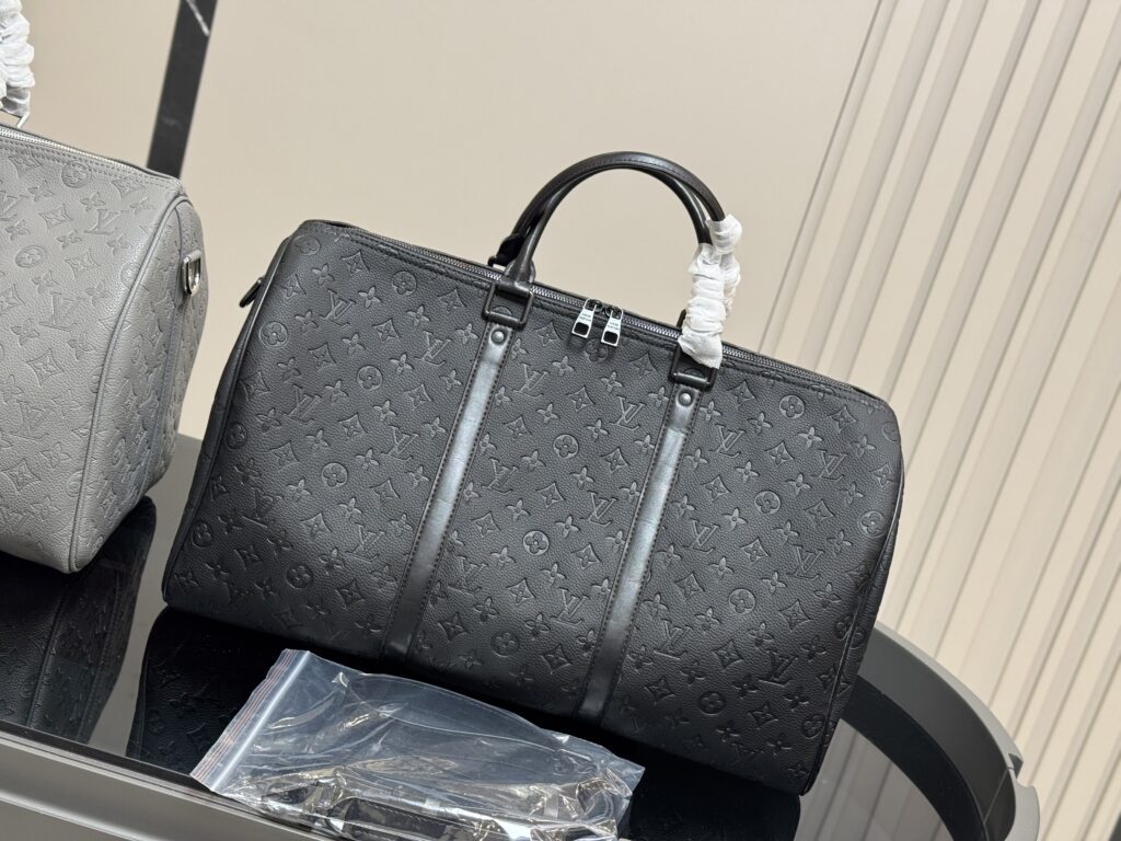 Louis Vuitton LV Keepall 50 Duffle Bag Monogram Travel Bag