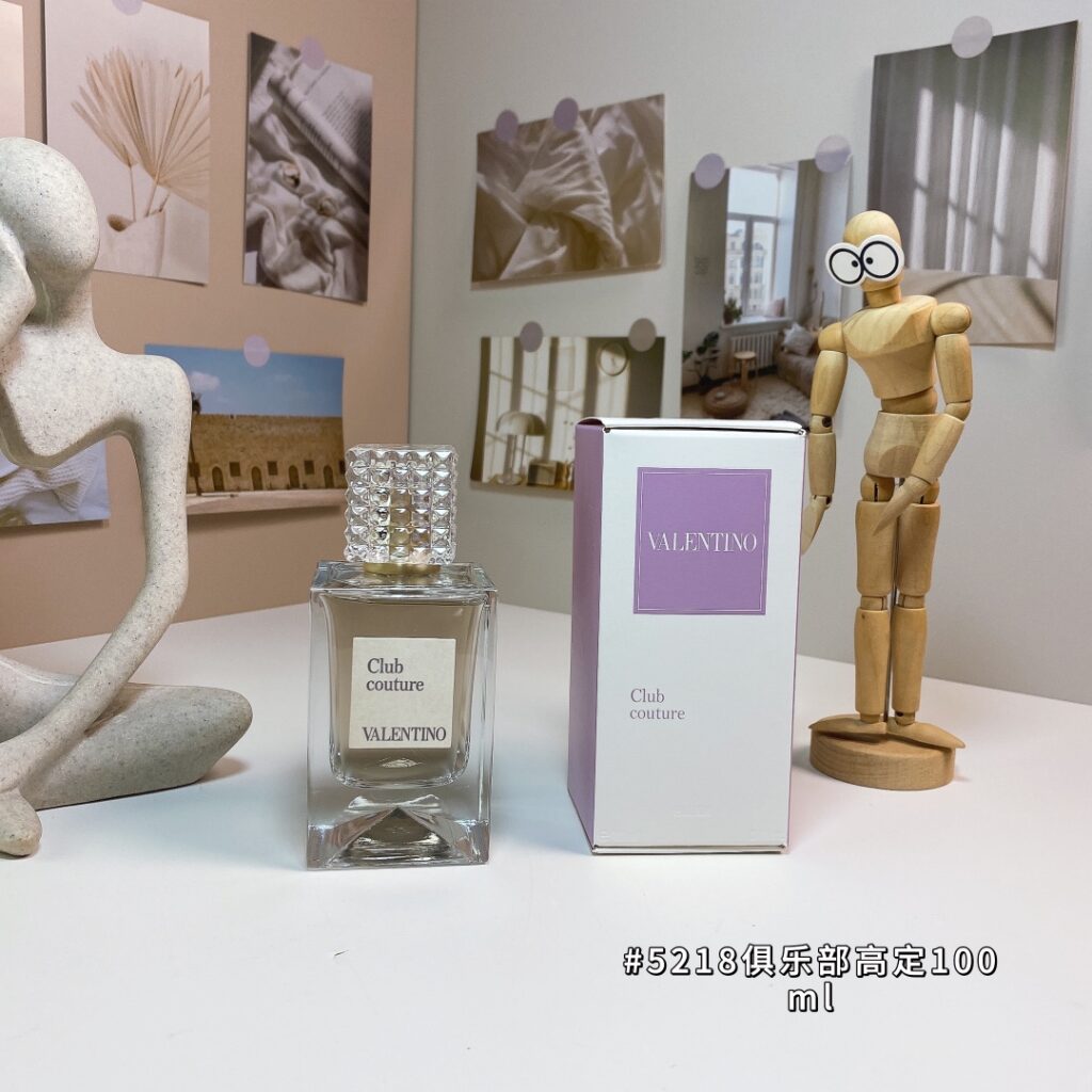 VALENTINO Club Couture 2024