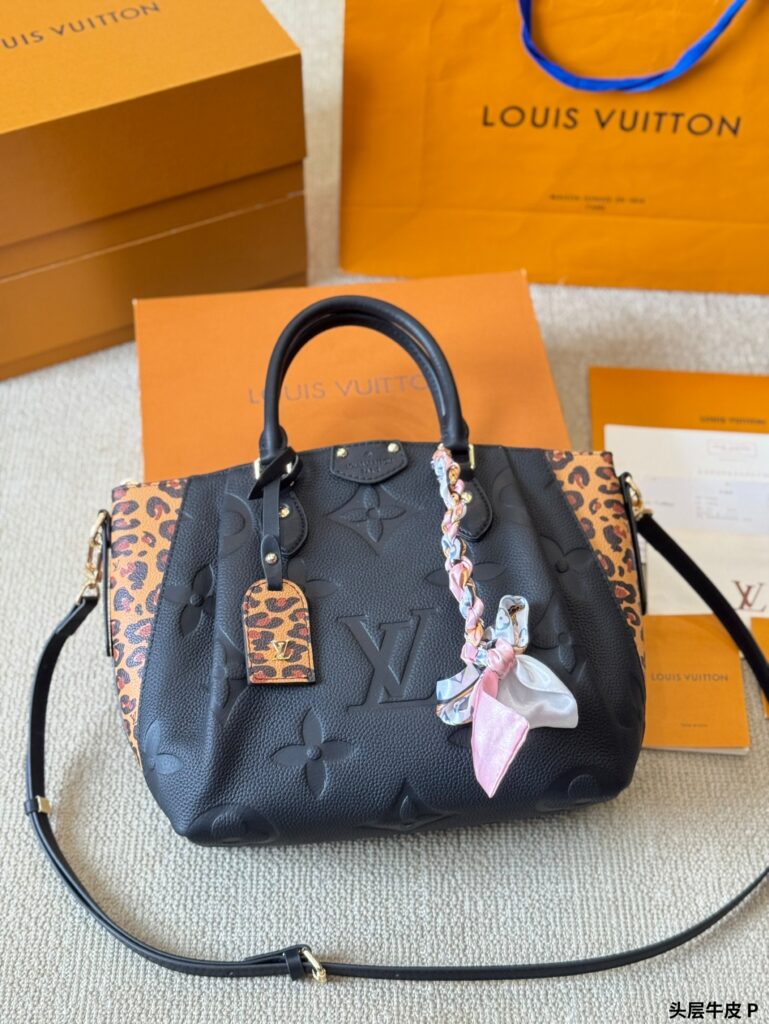 LV Boétie Dumpling Bag 26x25cm