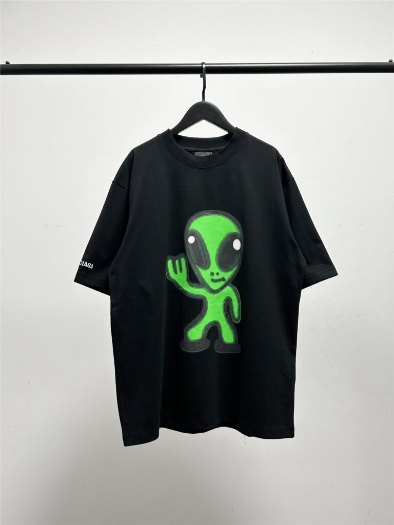 Balenciaga Alien Crack Print T-Shirt 2025 | 290GSM Luxury Cotton | 100K Stitch Embroidery | Boutique 1:1 Replica