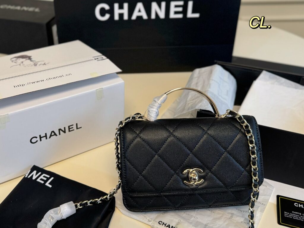 Chanel WOC Chain Bag - 19×13cm (Sheepskin Texture, Airplane Gift Box Included)