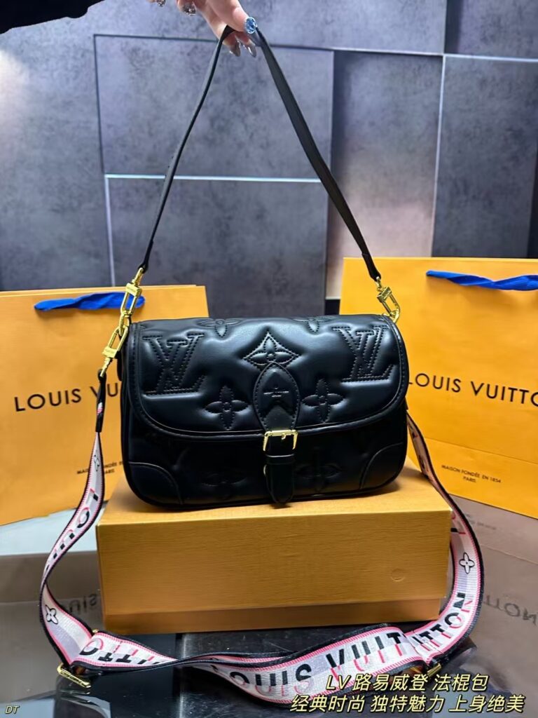 Louis Vuitton Embroidered Baguette (25×16cm)