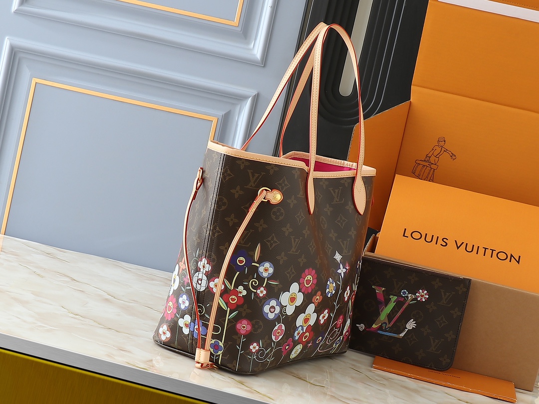 Louis Vuitton 114504 Bag Size 31, 28, 14