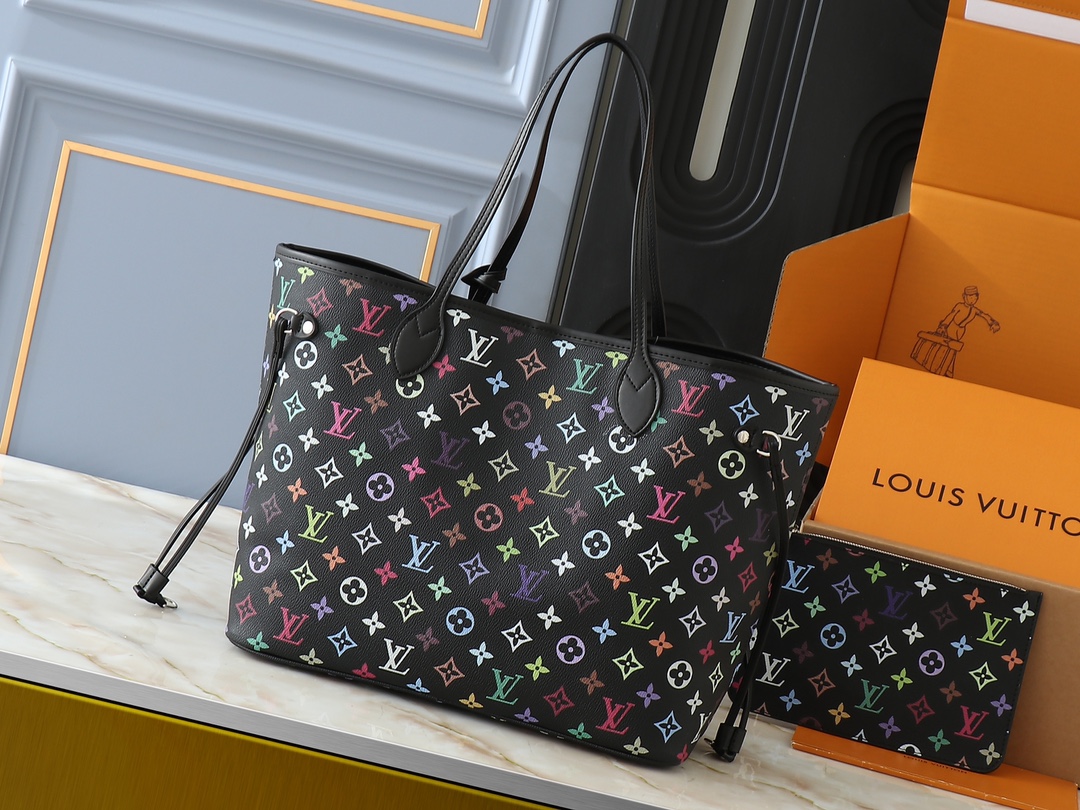 Louis Vuitton 114508 Bag Size 31, 28, 14