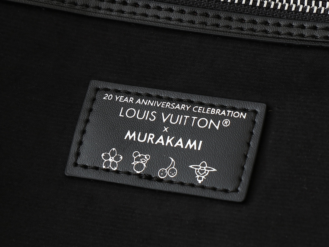 Louis Vuitton 114508 Bag Size 31, 28, 14
