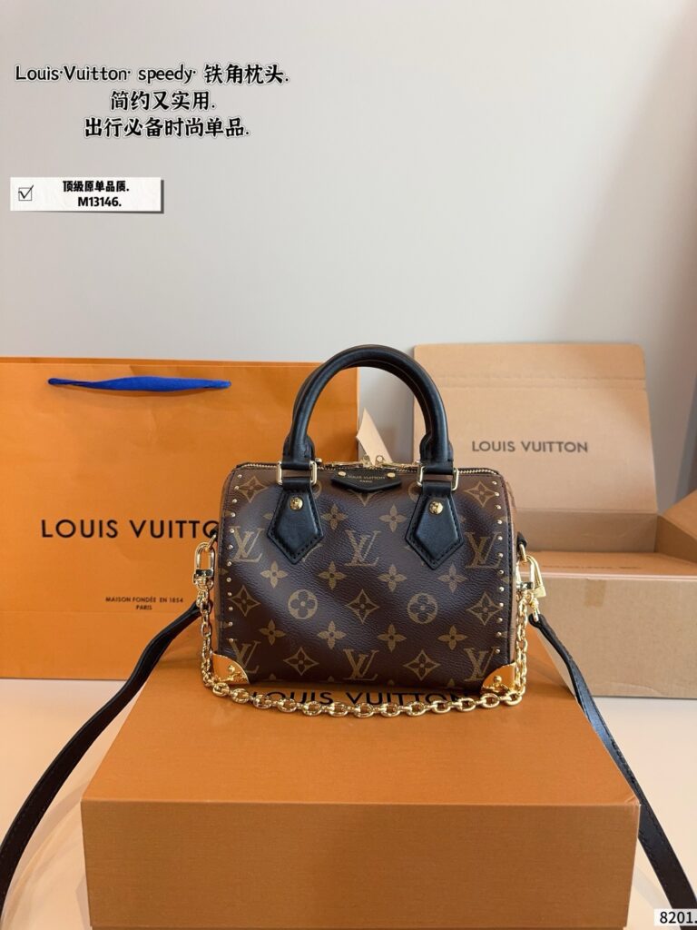 Louis Vuitton 115298 Bag Size 20, 11