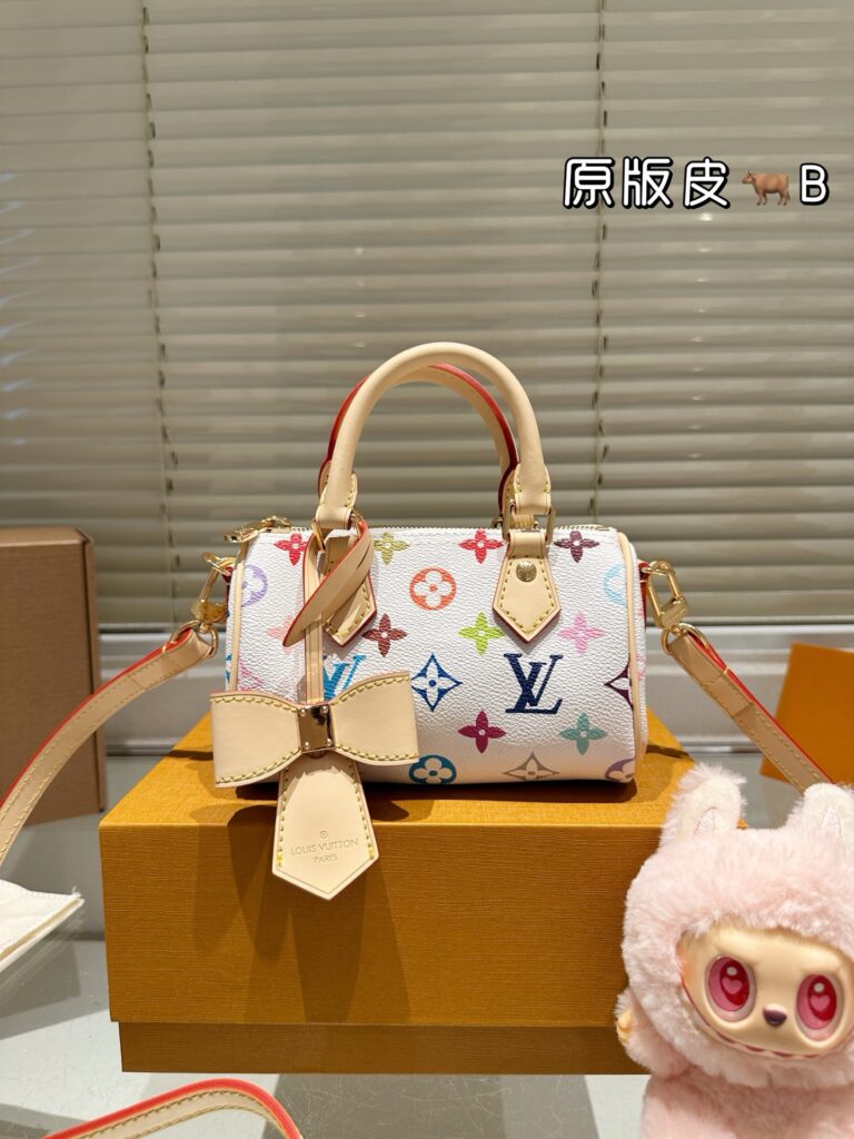 Louis Vuitton 178607 Bag Size 16