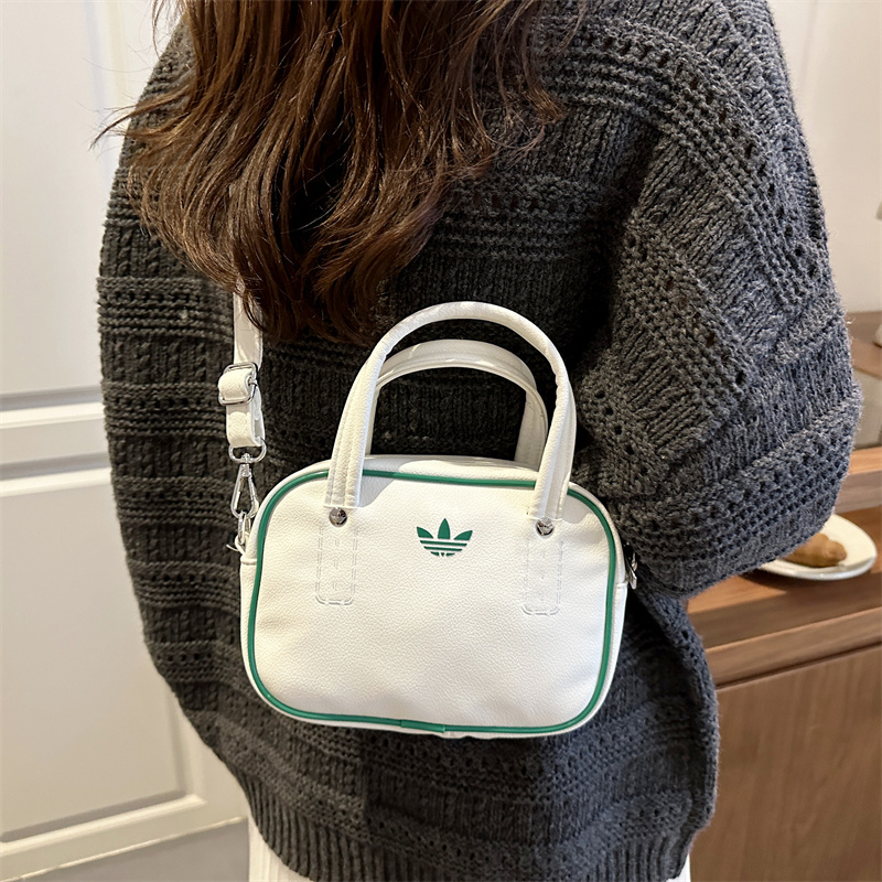 Adidas 199646 Bag Size 68, 21, 15
