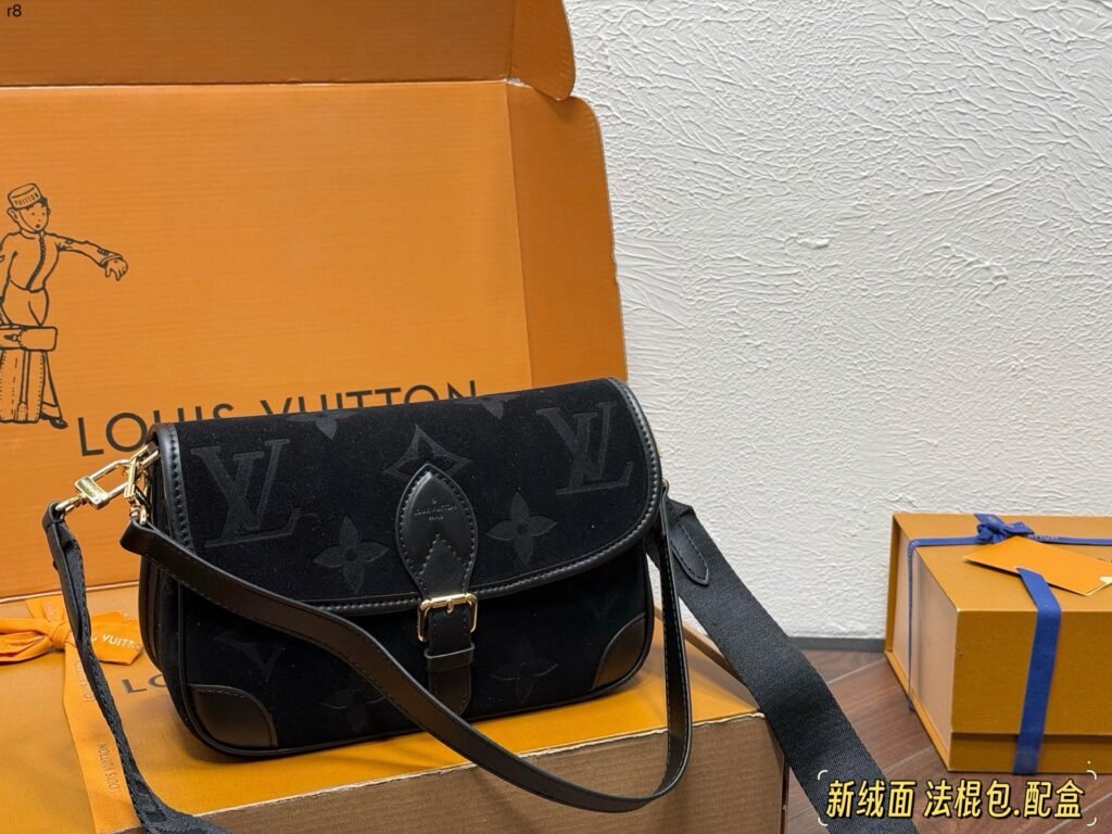 Louis Vuitton 252932 Bag