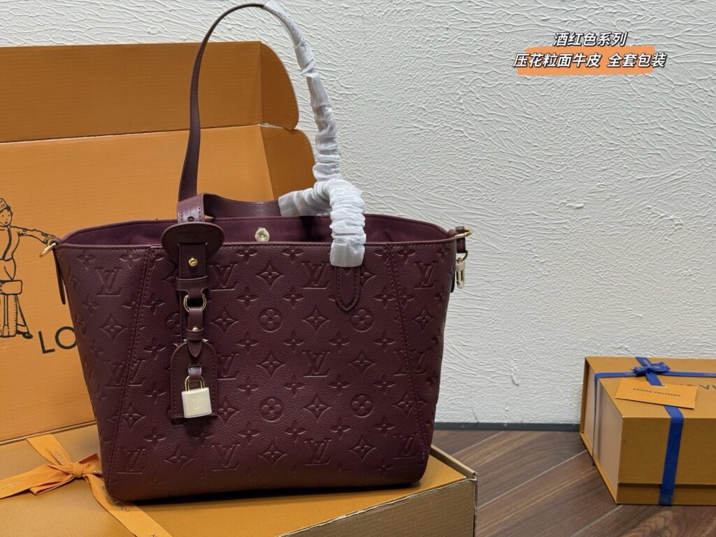 Louis Vuitton 252933 Bag