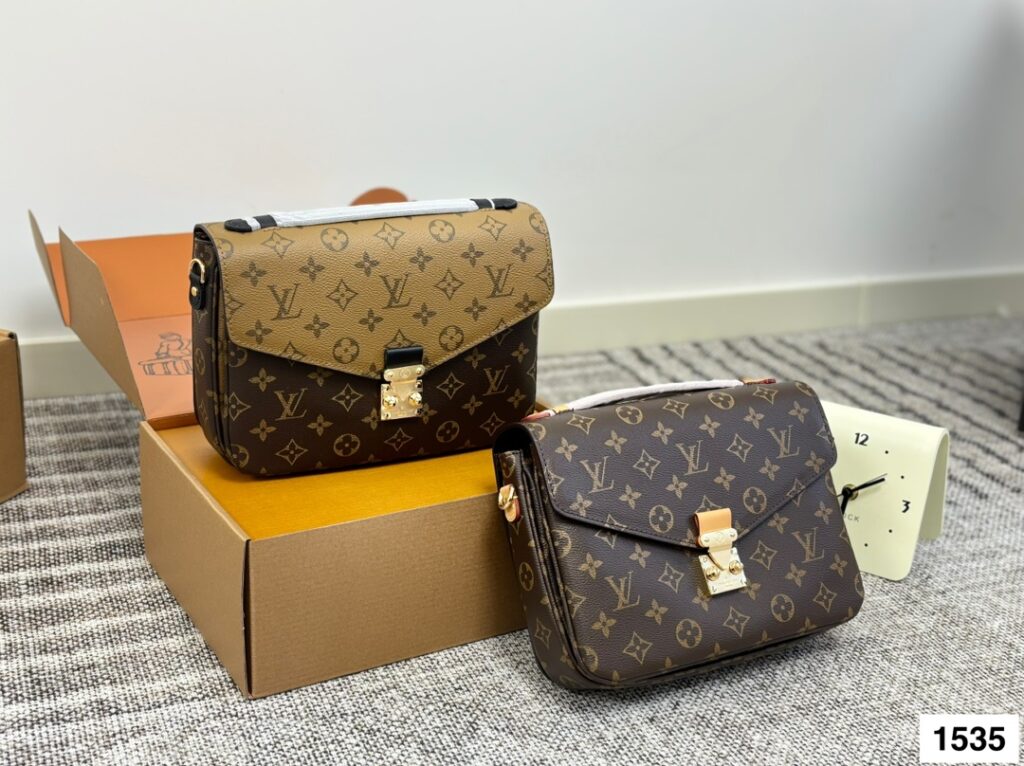 Louis Vuitton 256830 Bag