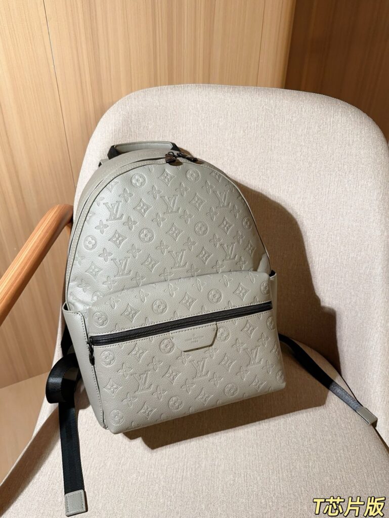 Louis Vuitton 256908 Bag Size 27, 38, 16