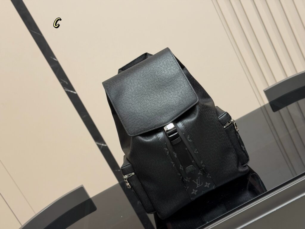Louis Vuitton 257581 Bag Size 27