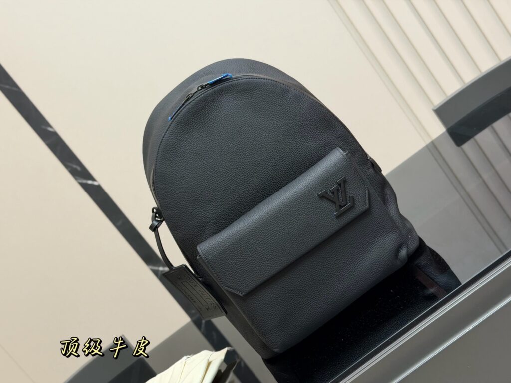 Louis Vuitton 257641 Bag Size 28
