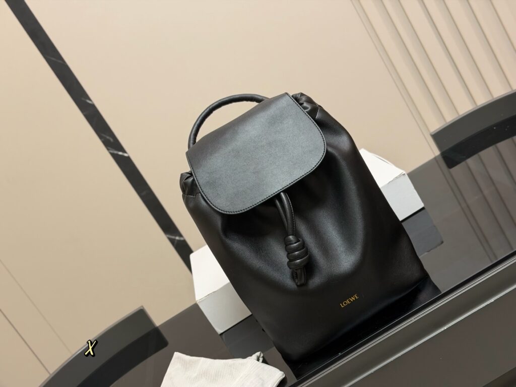 Loewe 257722 Bag Size 28