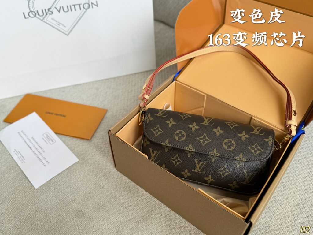 Louis Vuitton 257763 Bag Size 21, 12