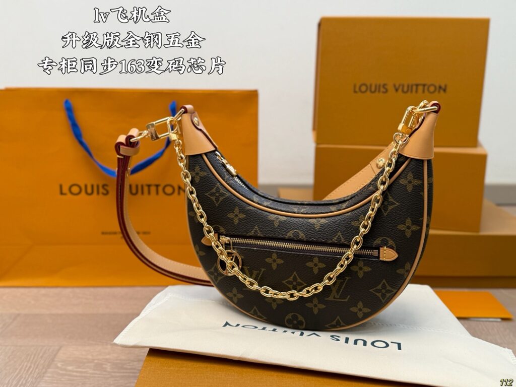 Louis Vuitton 257766 Bag Size 22, 11