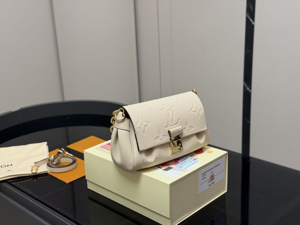 Louis Vuitton 257807 Bag Size 23