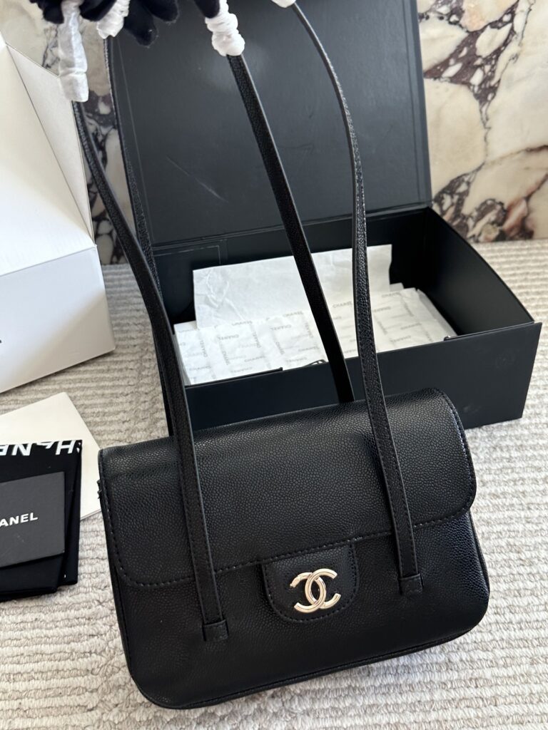 Chanel 257934 Bag Size 22