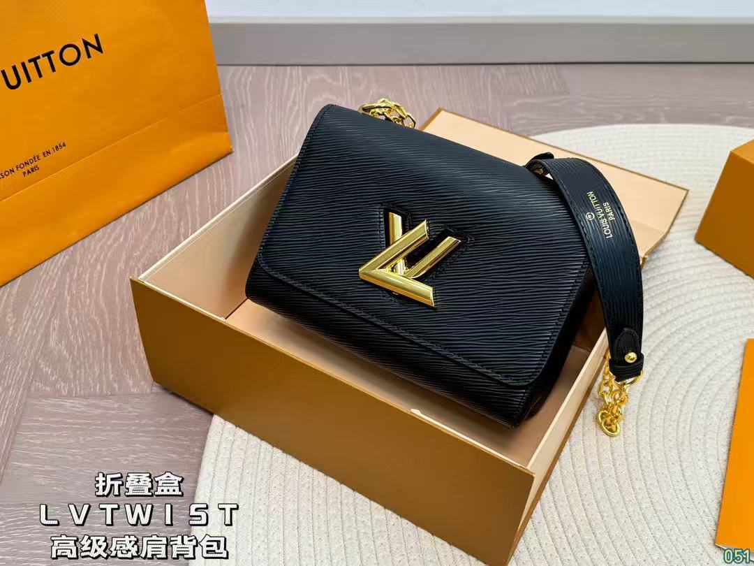Louis Vuitton 257947 Bag Size 23, 16