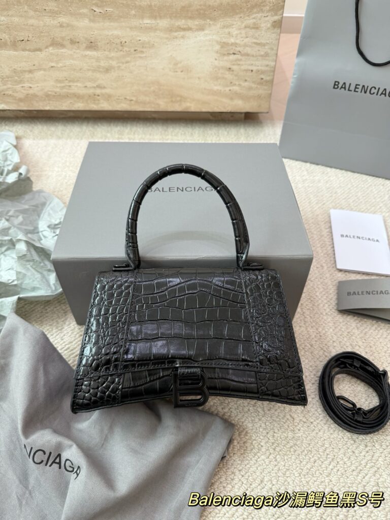 Balenciaga 258229 Bag Size S, 23