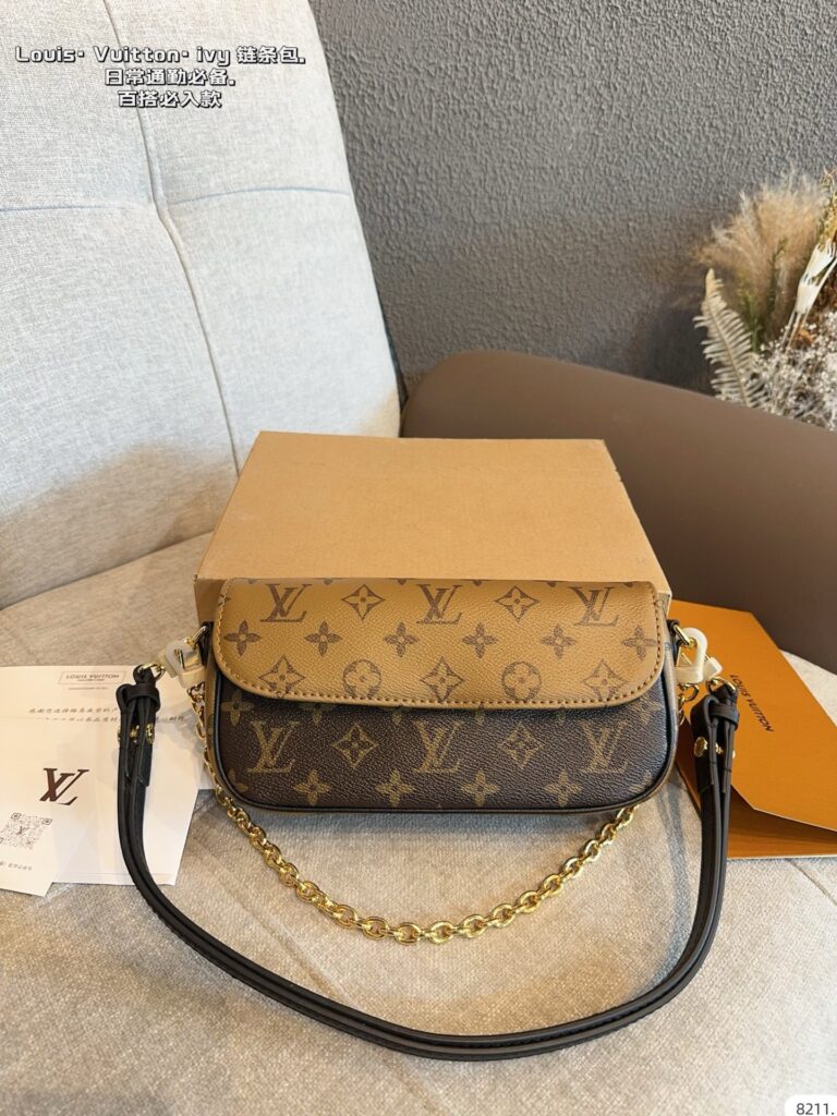 Louis Vuitton 258385 Bag Size 22