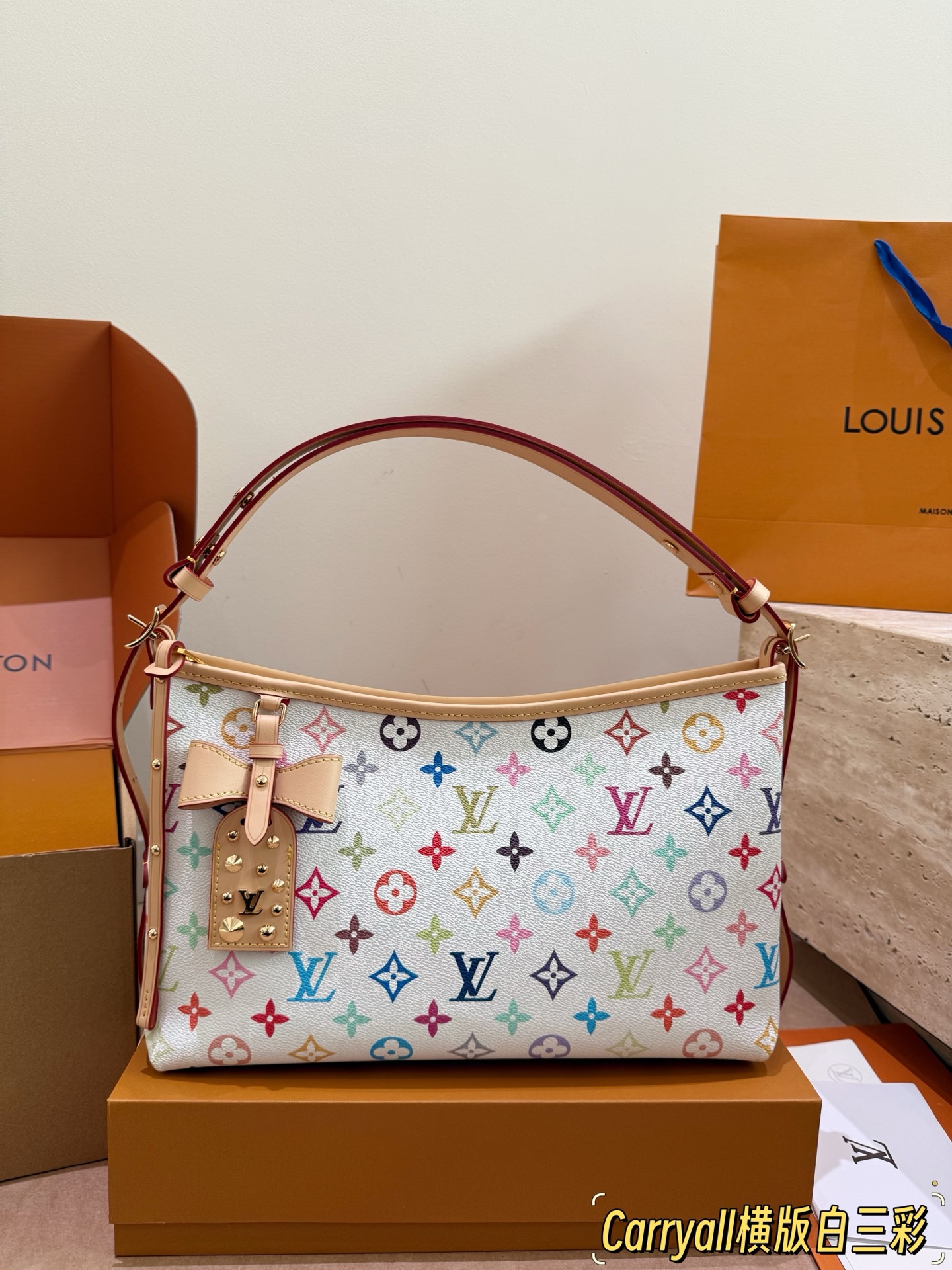 Louis Vuitton 258536 Bag Size 26, 12