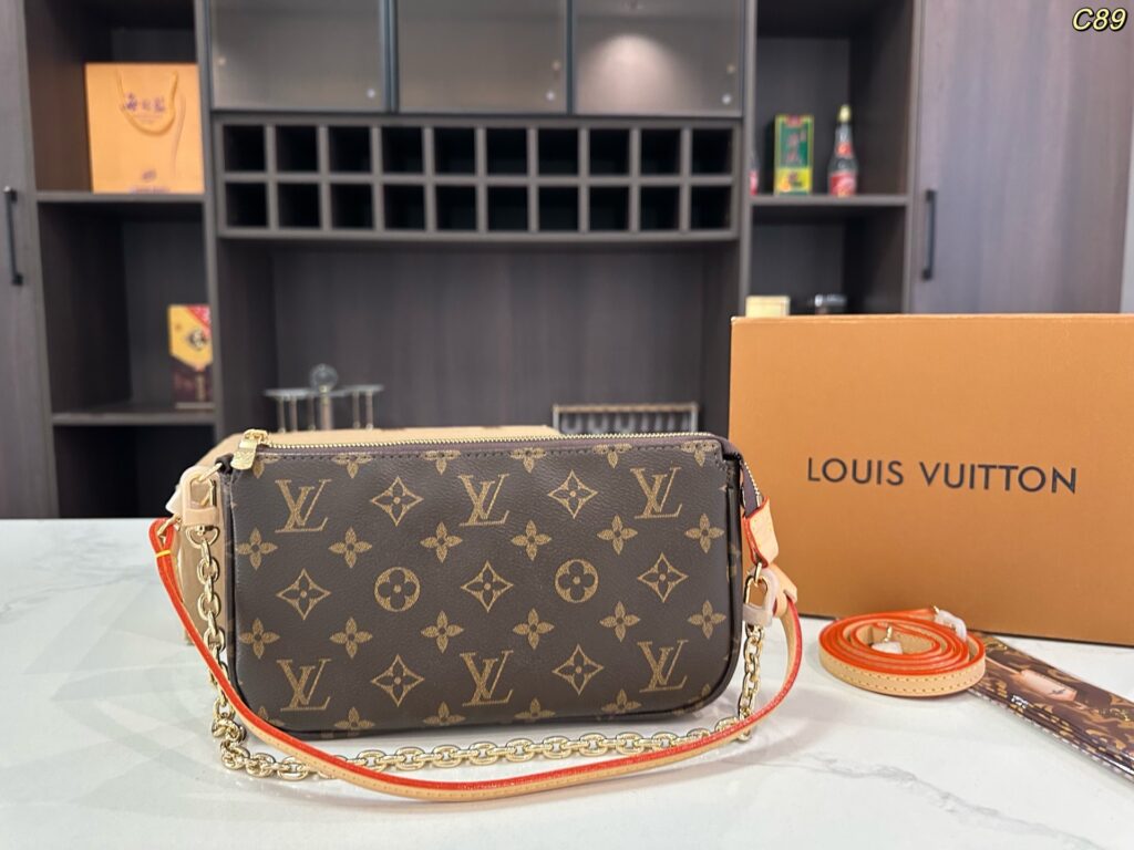 Louis Vuitton 269154 Bag Size 22