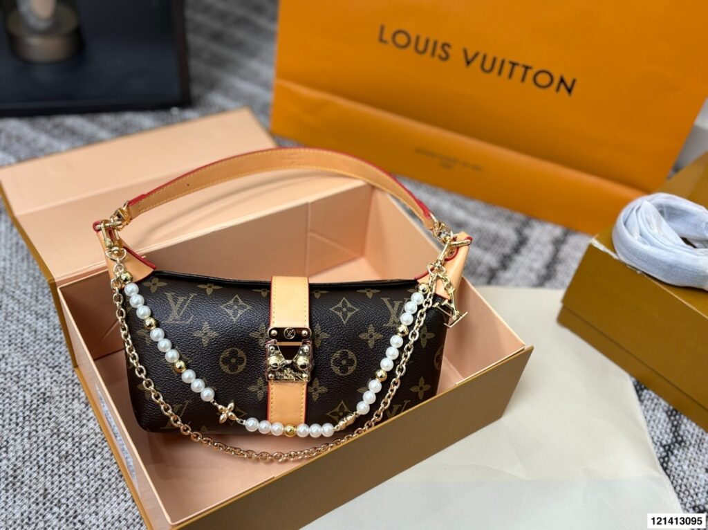 Louis Vuitton 294807 Bag Size 20, 12