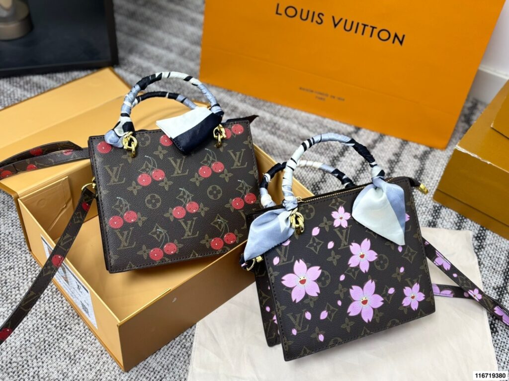 Louis Vuitton 294896 Bag Size 20, 17