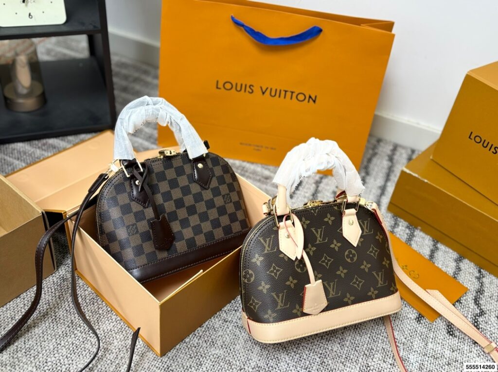 Louis Vuitton 295008 Bag Size 24