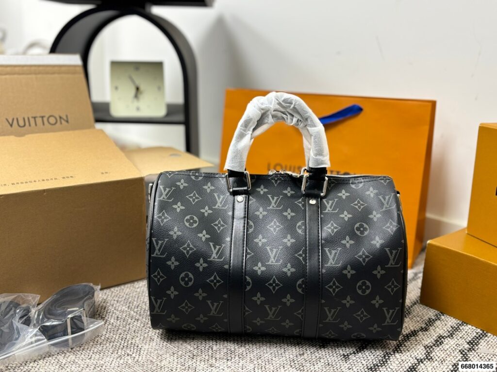 Louis Vuitton 295047 Bag Size 35, 20