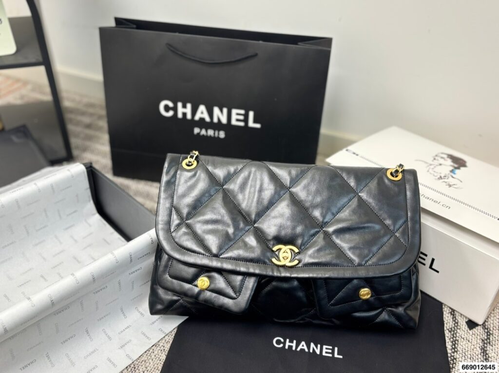 Chanel 295121 Bag Size 38, 26