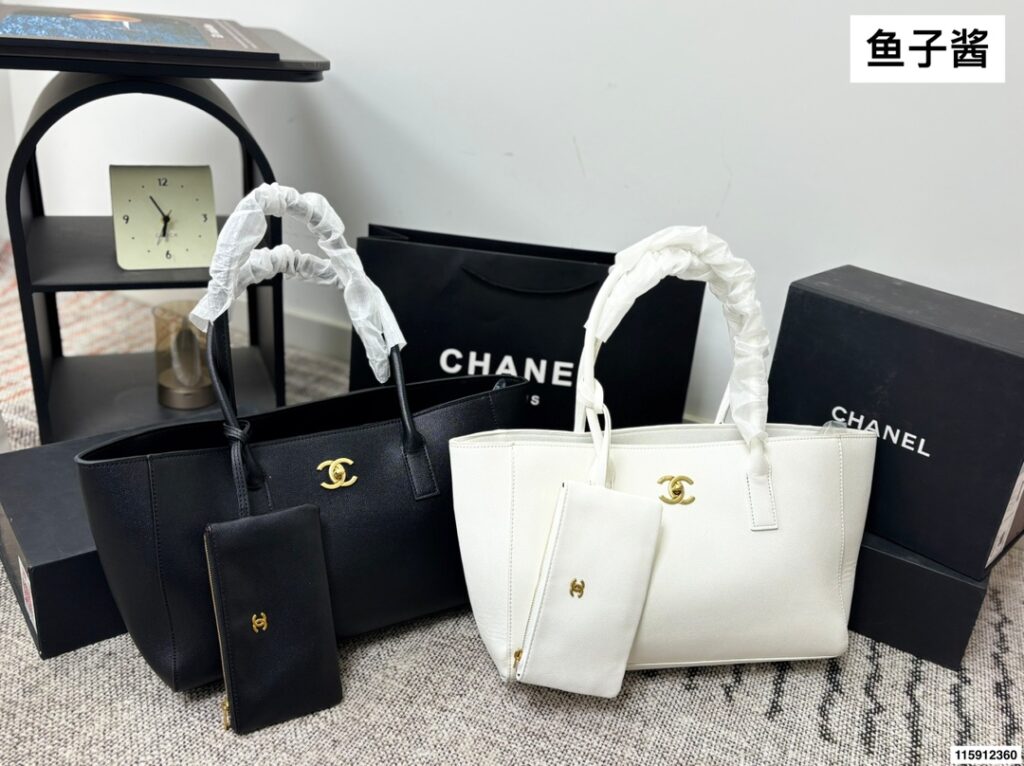 Chanel 295195 Bag Size 35, 22