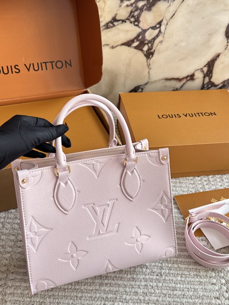 Louis Vuitton 295928 Bag Size 25