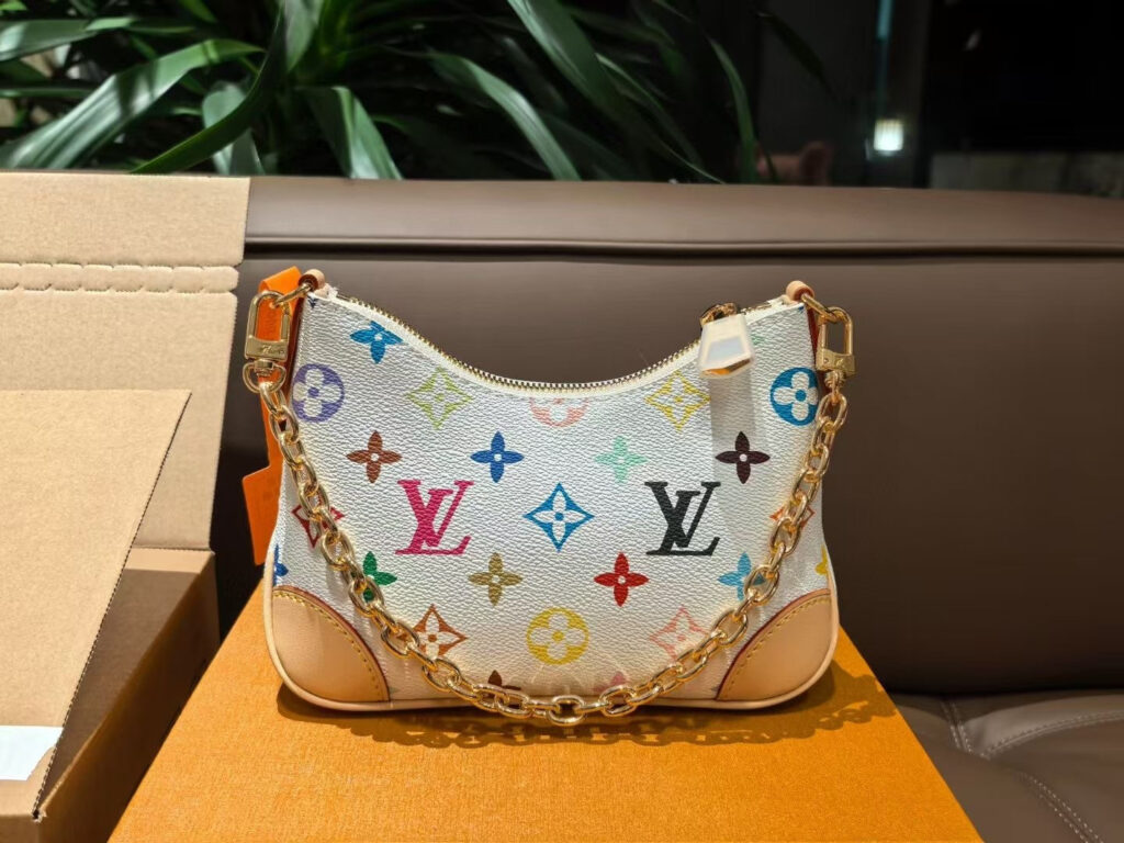 Louis Vuitton 465552 Bag Size 19, 13