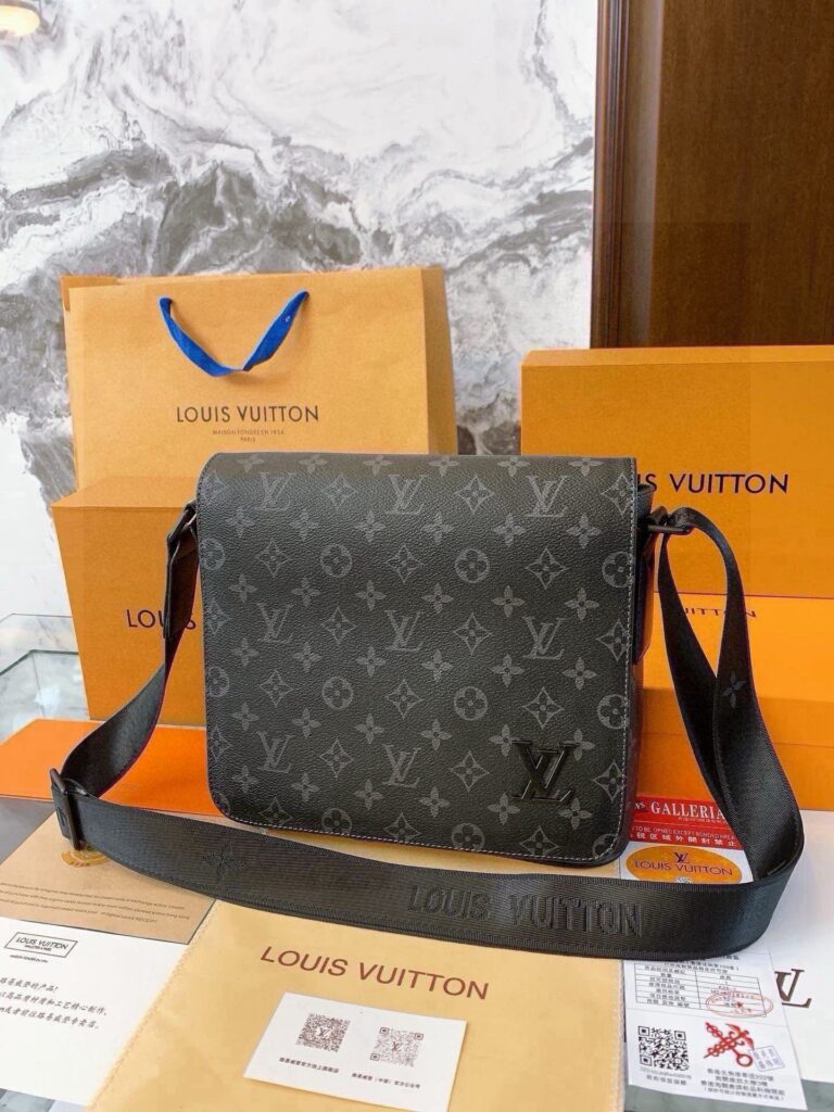 Louis Vuitton 467104 Bag Size 26-23