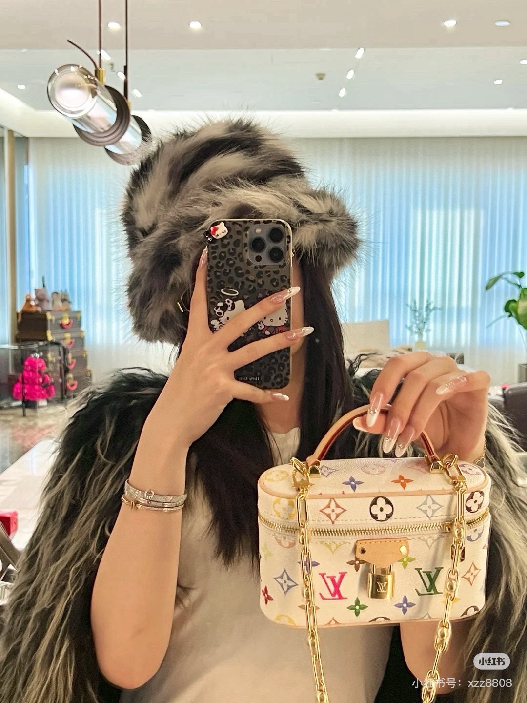 Louis Vuitton 468581 Bag Size 19