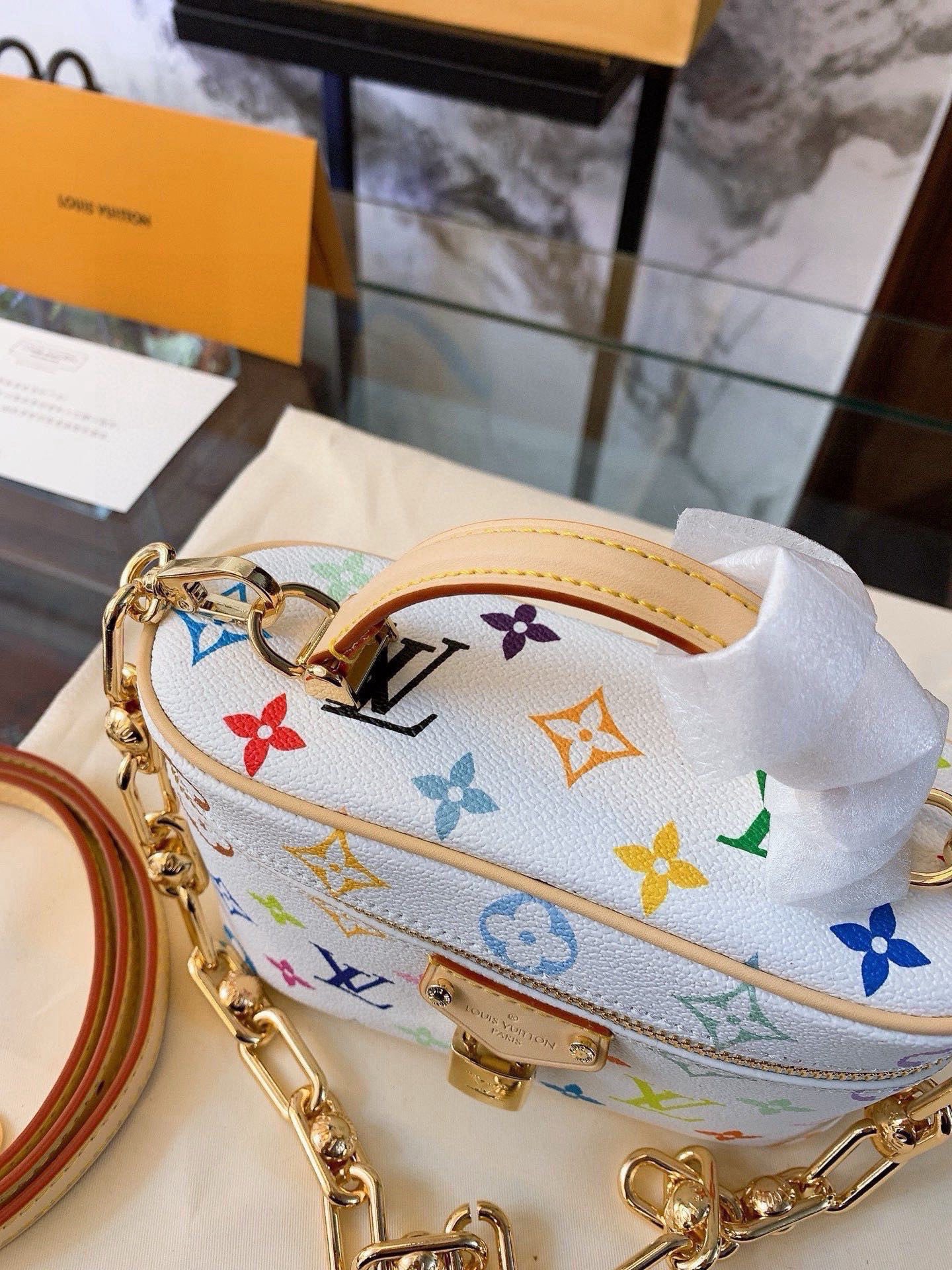 Louis Vuitton 468581 Bag Size 19