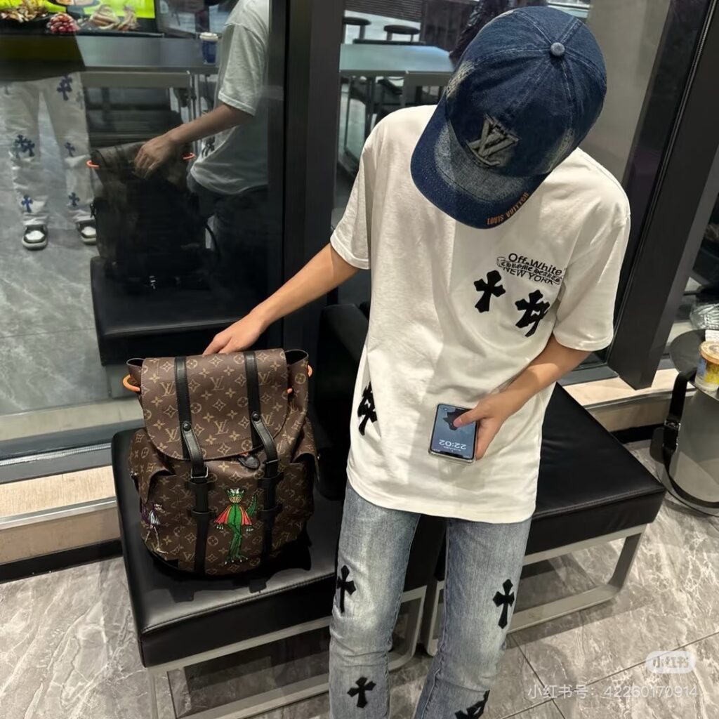 Louis Vuitton 468605 Bag Size 42-32