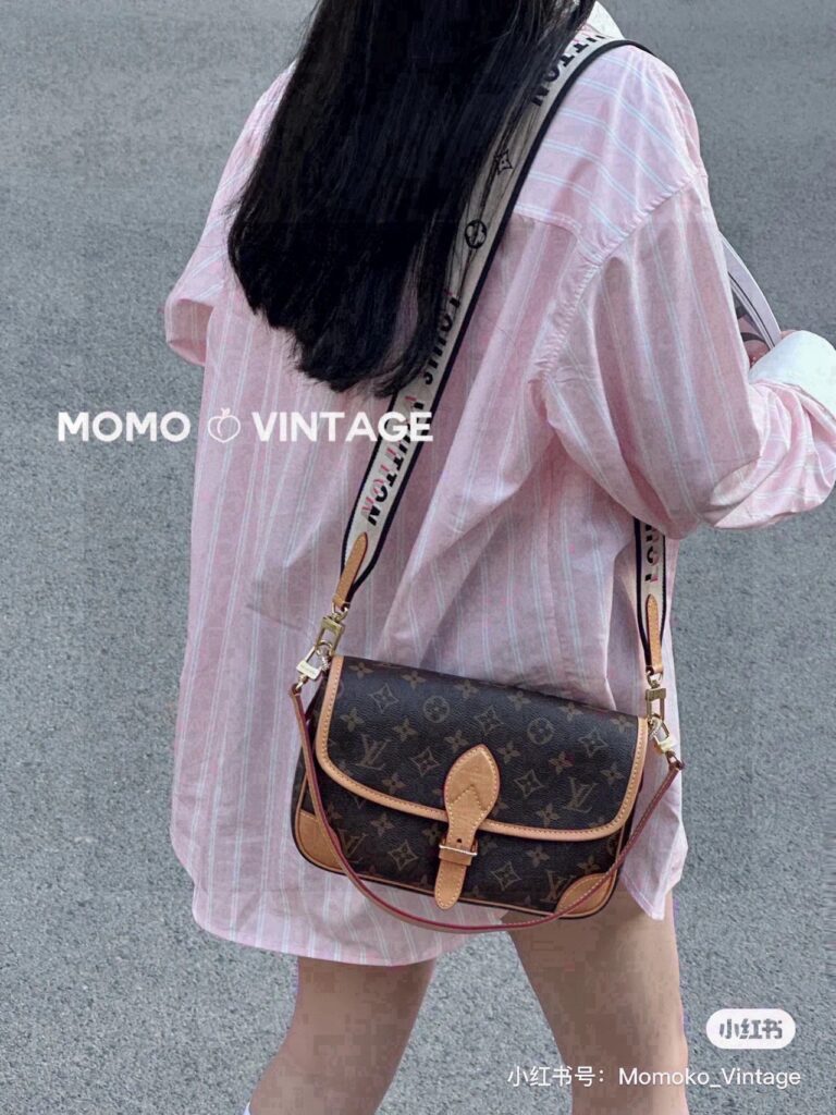 Louis Vuitton 470052 Bag Size 25-10