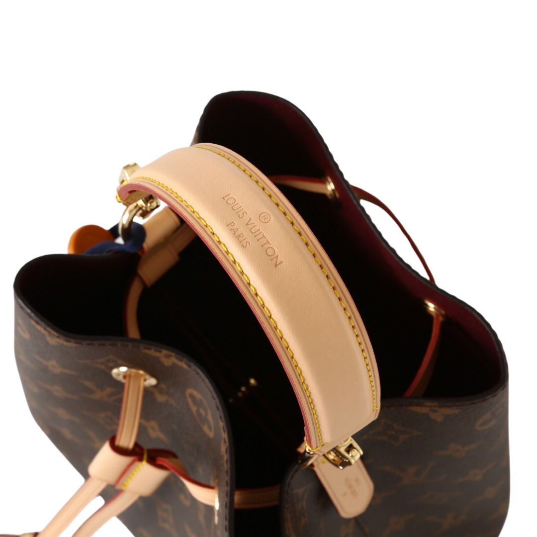 Louis Vuitton 474049 Bag Size 20, 13, 33, 56
