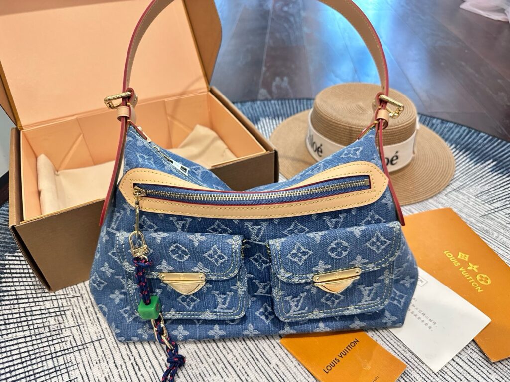 Louis Vuitton 559210 Bag