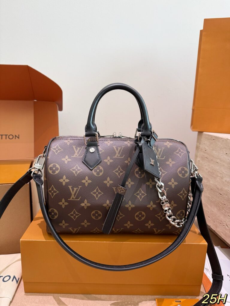 Louis Vuitton 559656 Bag Size 25