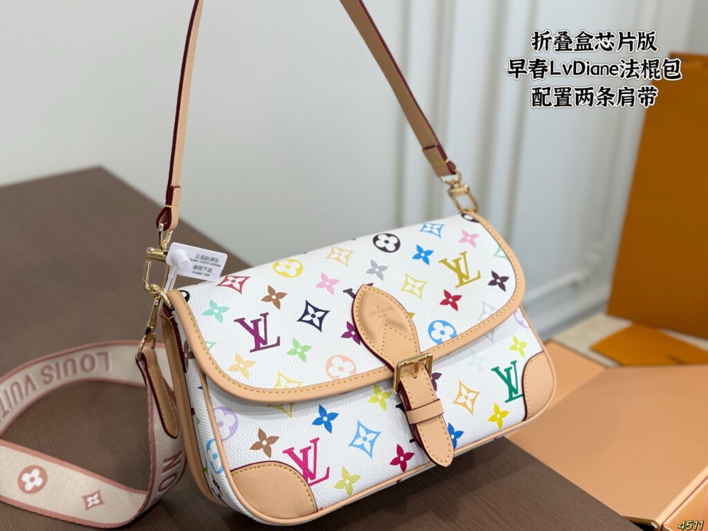 Louis Vuitton 559795 Bag Size 25, 15