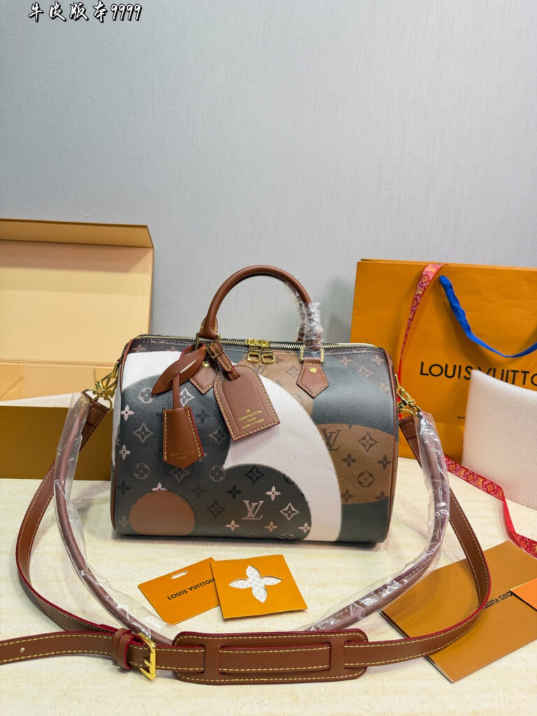Louis Vuitton 560504 Bag Size 30